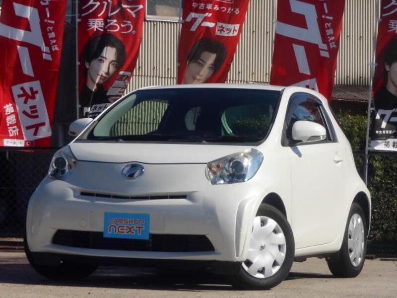 TOYOTA IQ