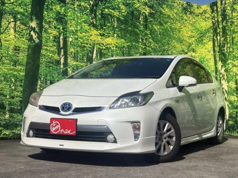 TOYOTA PRIUS PHV