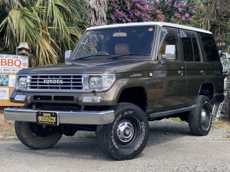 TOYOTA LAND CRUISER PRADO