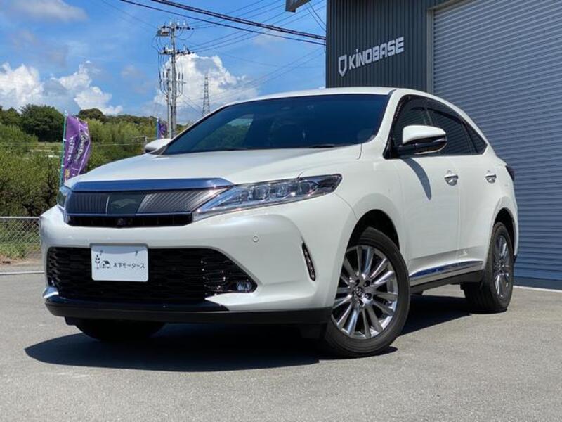 TOYOTA HARRIER