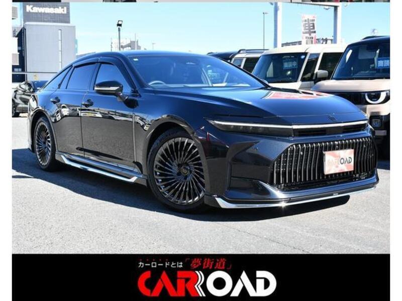 TOYOTA CROWN