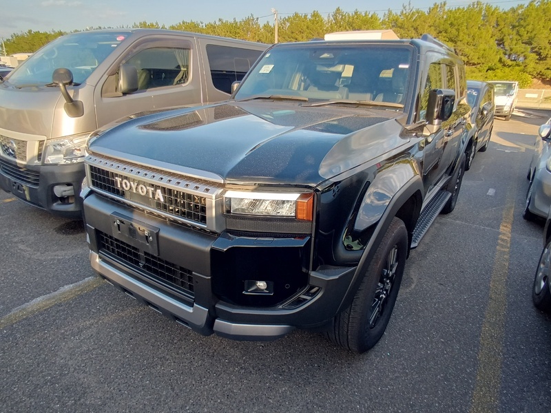 TOYOTA LAND CRUISER 250