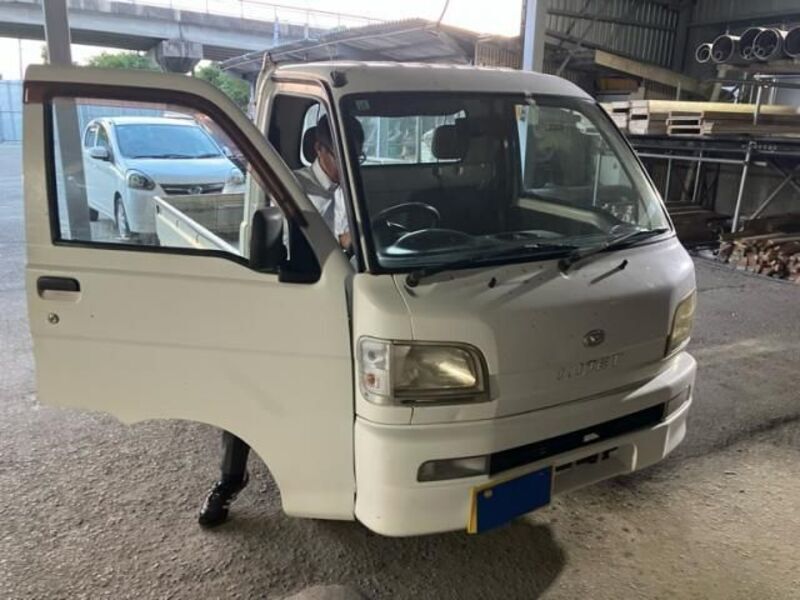 DAIHATSU HIJET TRUCK