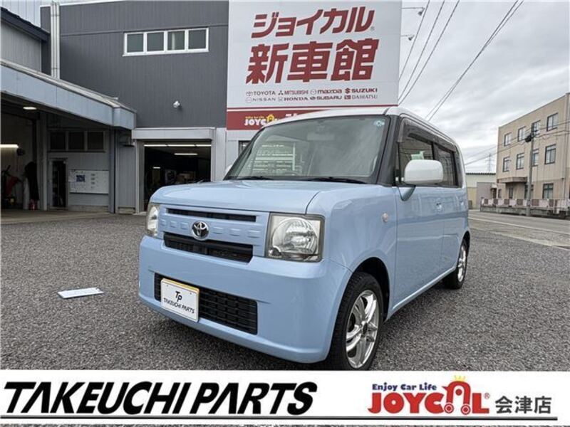 TOYOTA PIXIS SPACE