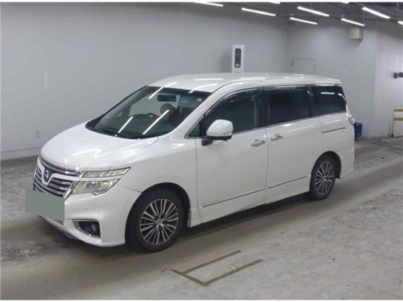 NISSAN ELGRAND