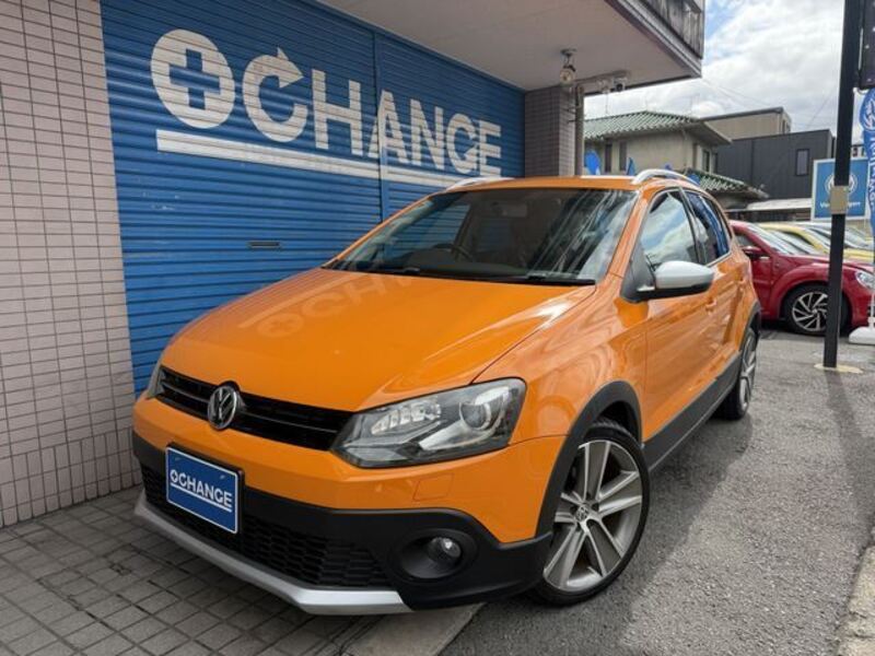 VOLKSWAGEN CROSS POLO