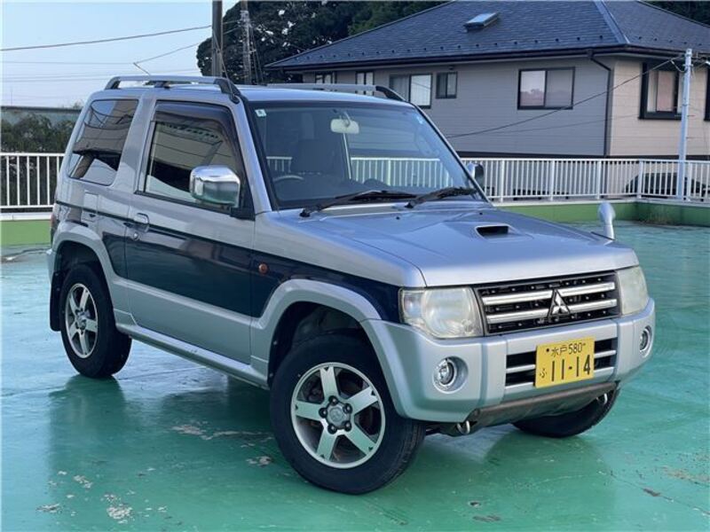 MITSUBISHI PAJERO MINI