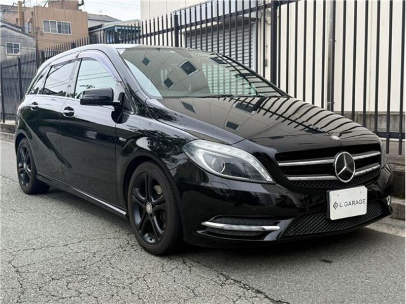 MERCEDES-BENZ B-CLASS