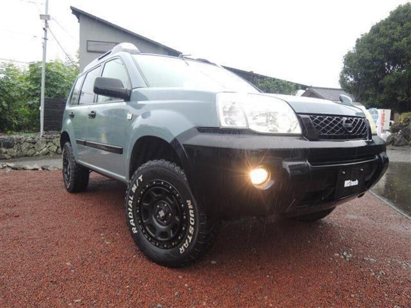 NISSAN X-TRAIL