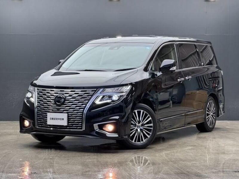 NISSAN ELGRAND