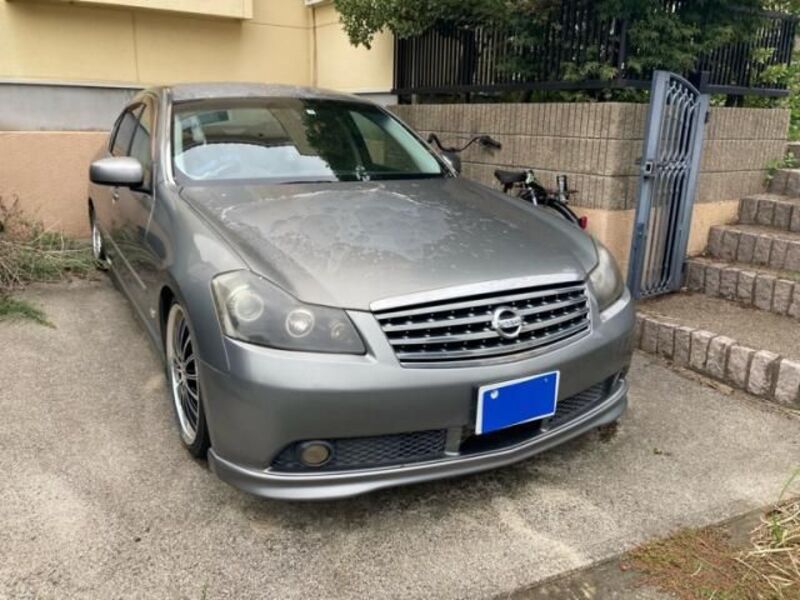 NISSAN FUGA