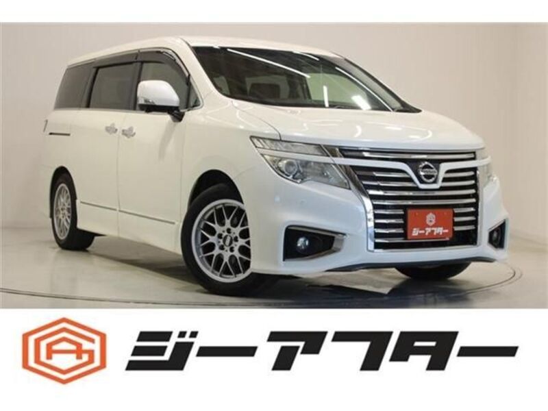 NISSAN ELGRAND