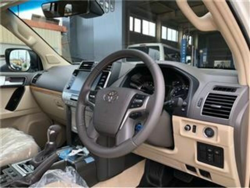 LAND CRUISER PRADO-5