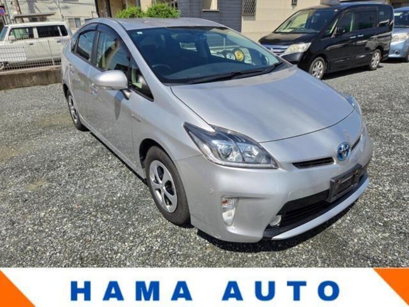 TOYOTA PRIUS