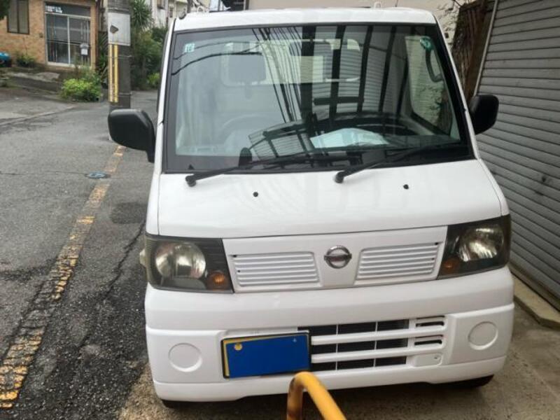 NISSAN CLIPPER TRUCK