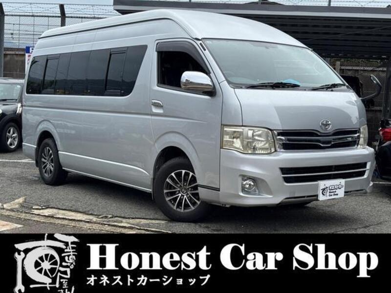 TOYOTA HIACE WAGON