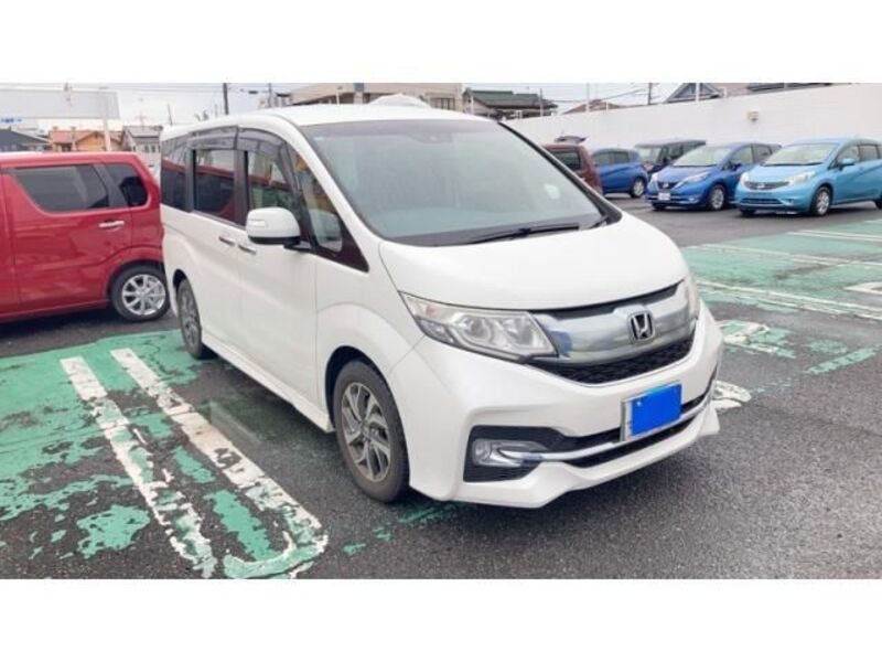 HONDA STEPWAGON SPADA