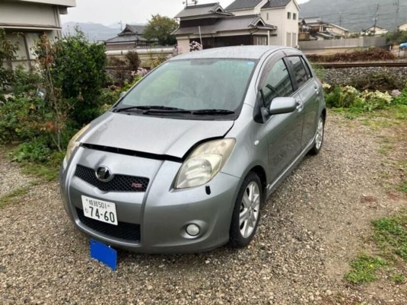 TOYOTA VITZ