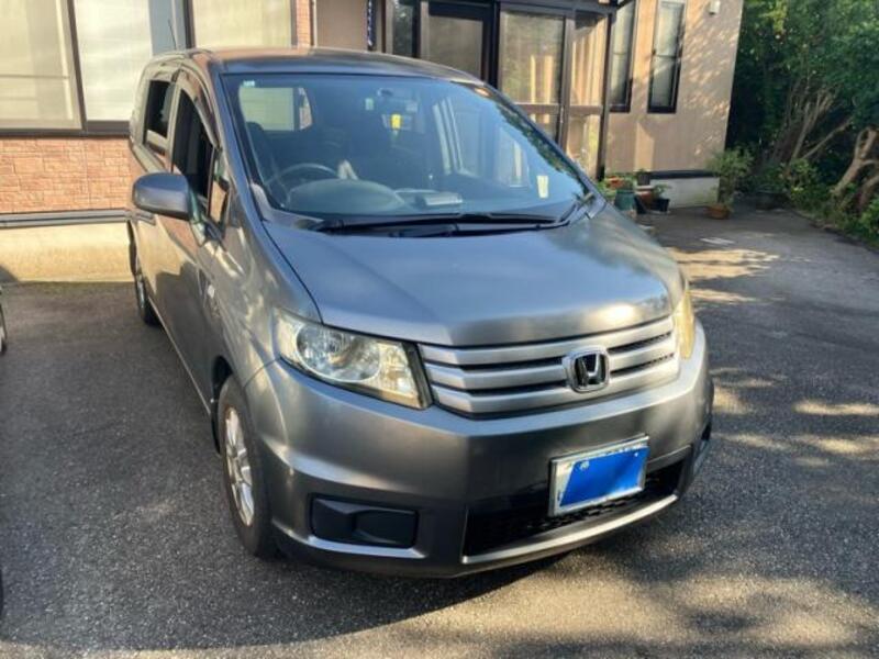 HONDA FREED SPIKE