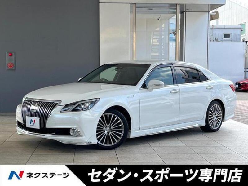 TOYOTA CROWN MAJESTA