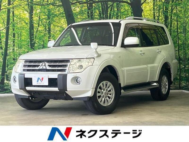 MITSUBISHI PAJERO