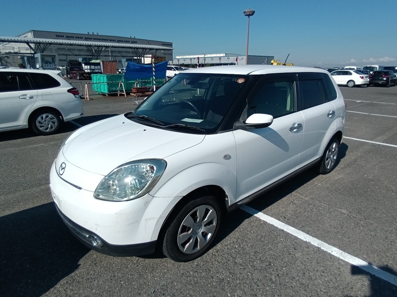 MAZDA VERISA