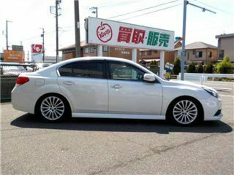 LEGACY B4-7