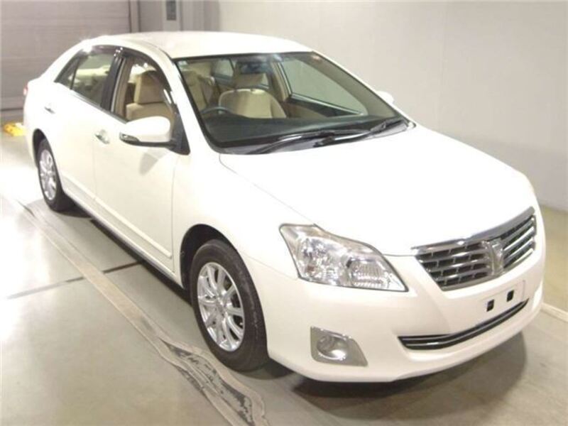 TOYOTA PREMIO