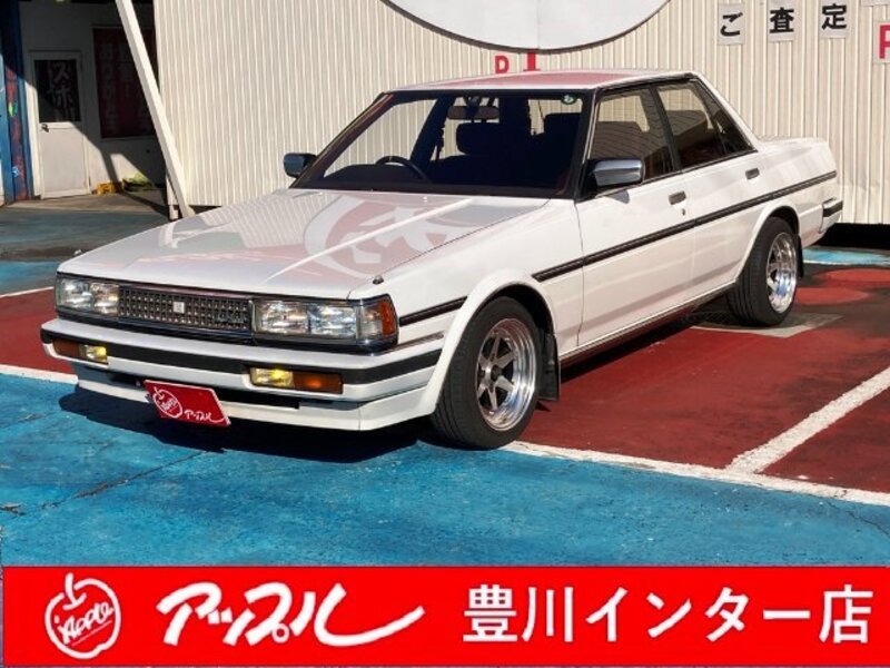 TOYOTA CRESTA
