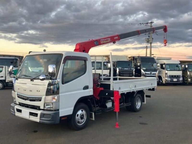 MITSUBISHI CANTER