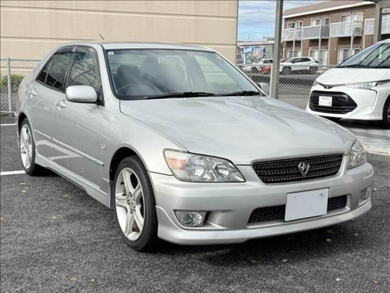 TOYOTA ALTEZZA