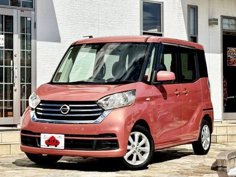NISSAN DAYZ ROOX