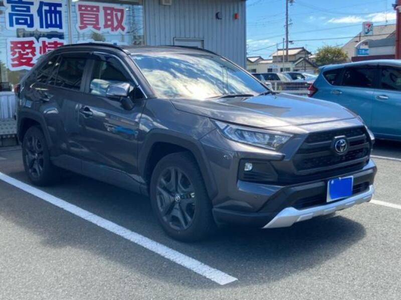 TOYOTA RAV4