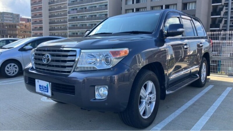TOYOTA LAND CRUISER