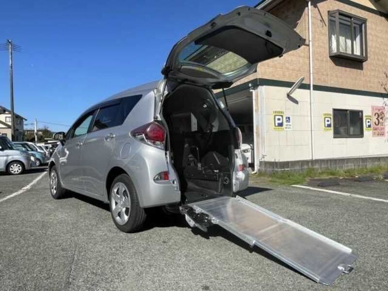 TOYOTA RACTIS