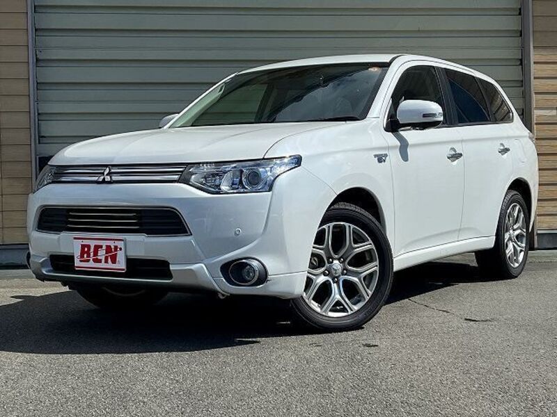 MITSUBISHI OUTLANDER PHEV