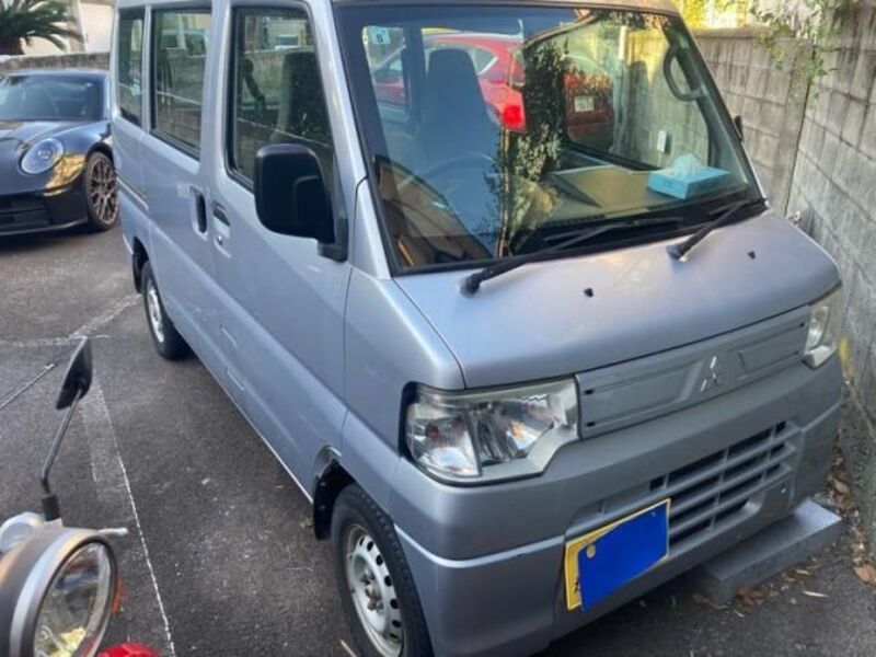 MITSUBISHI MINICAB VAN