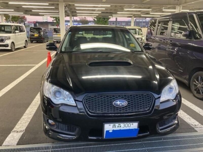 SUBARU LEGACY B4