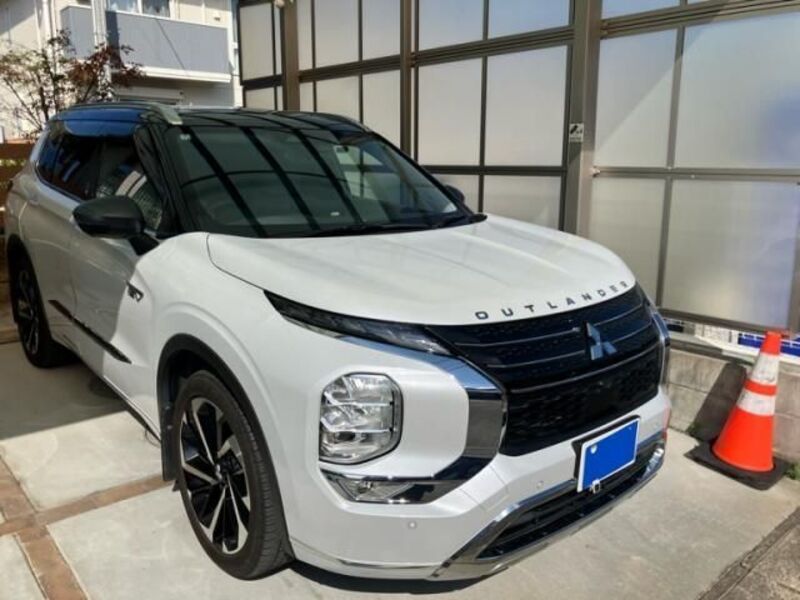 MITSUBISHI OUTLANDER PHEV