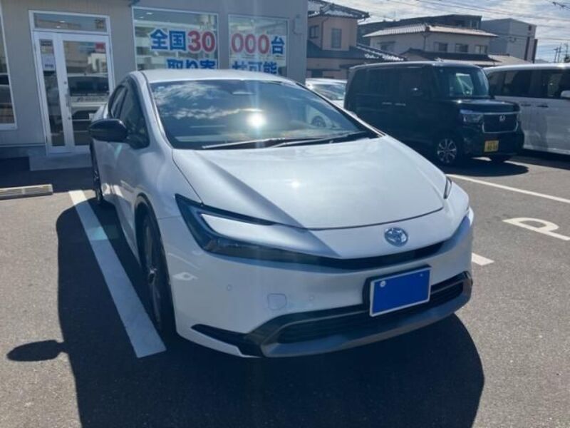 TOYOTA PRIUS