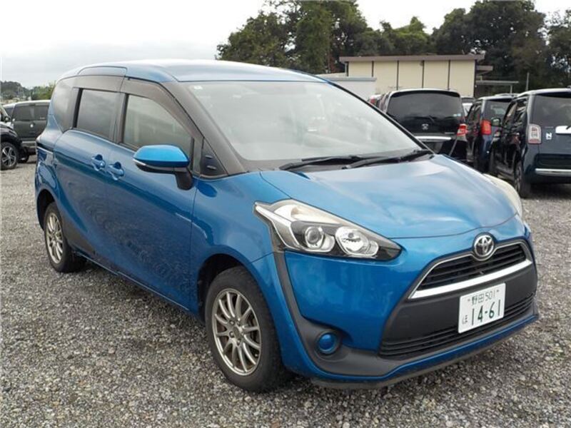 TOYOTA SIENTA