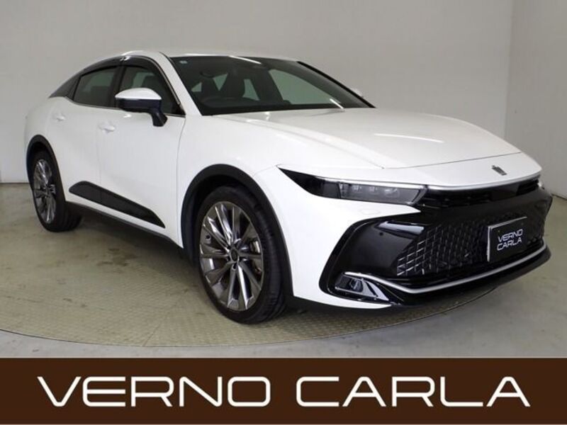 TOYOTA CROWN CROSSOVER