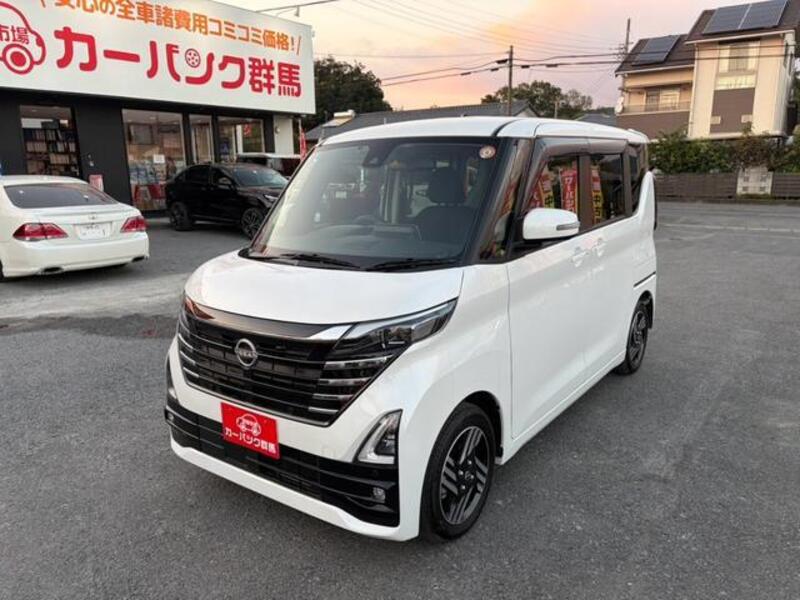 NISSAN ROOX