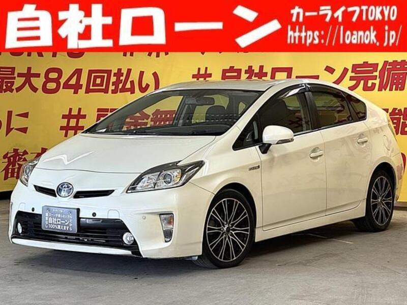 TOYOTA PRIUS