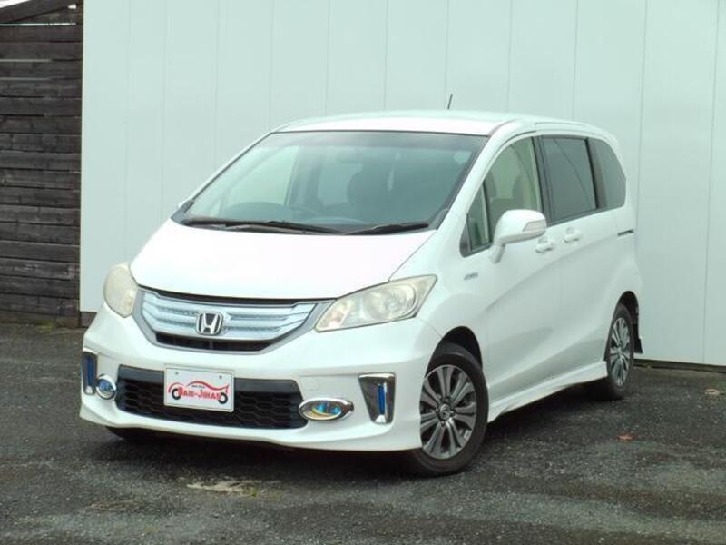 HONDA FREED HYBRID