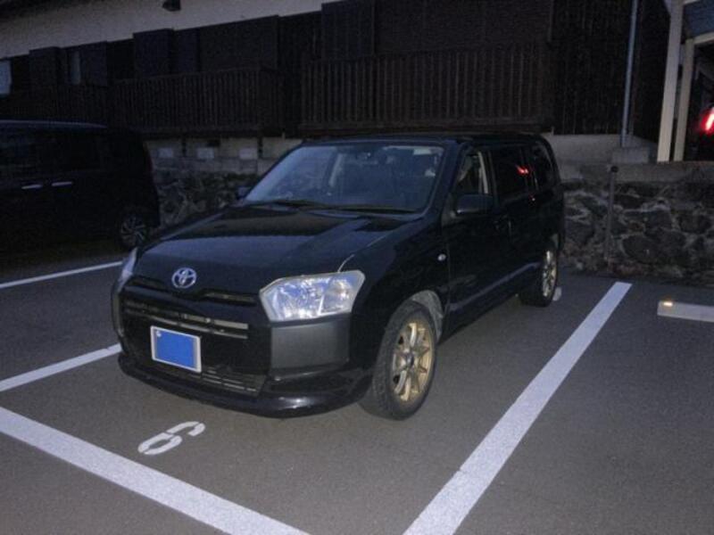 TOYOTA PROBOX VAN