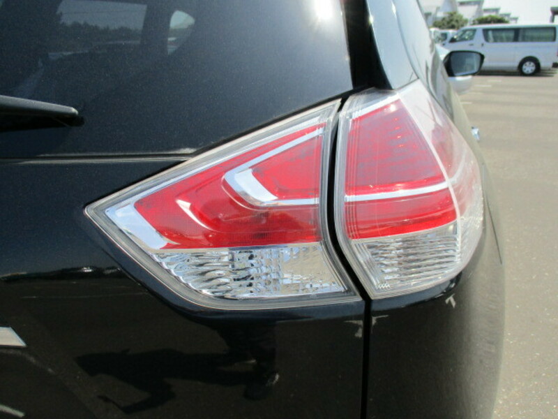 X-TRAIL-28