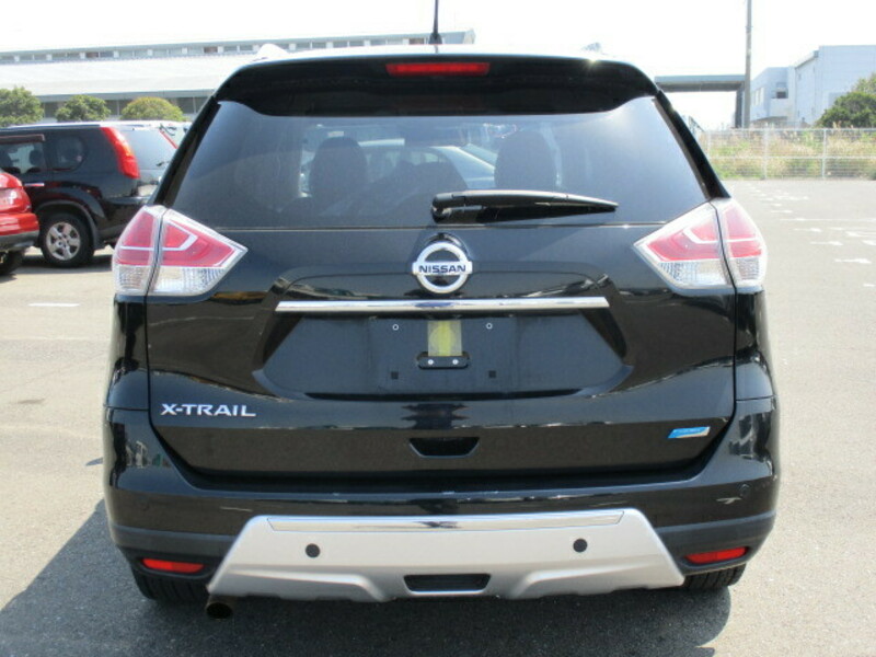 X-TRAIL-1