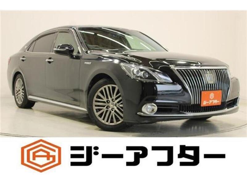TOYOTA CROWN MAJESTA