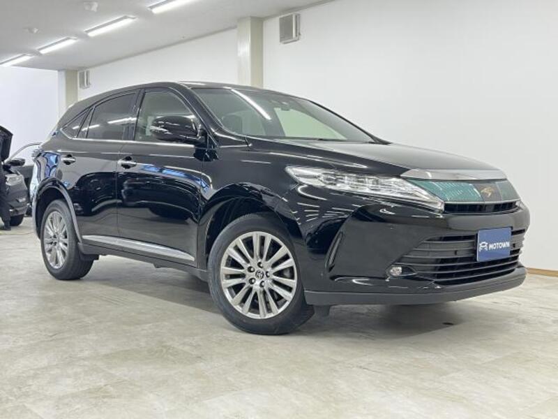TOYOTA HARRIER